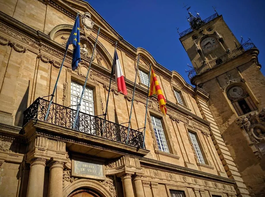 Historic Center, Top Floor W View Aix-en-Provence